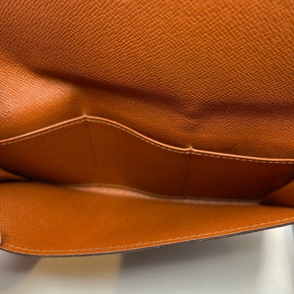 Louis Vuitton Vintage Porte Yen Monogram Canvas Wallet - Preowned - Picture 8 of 11